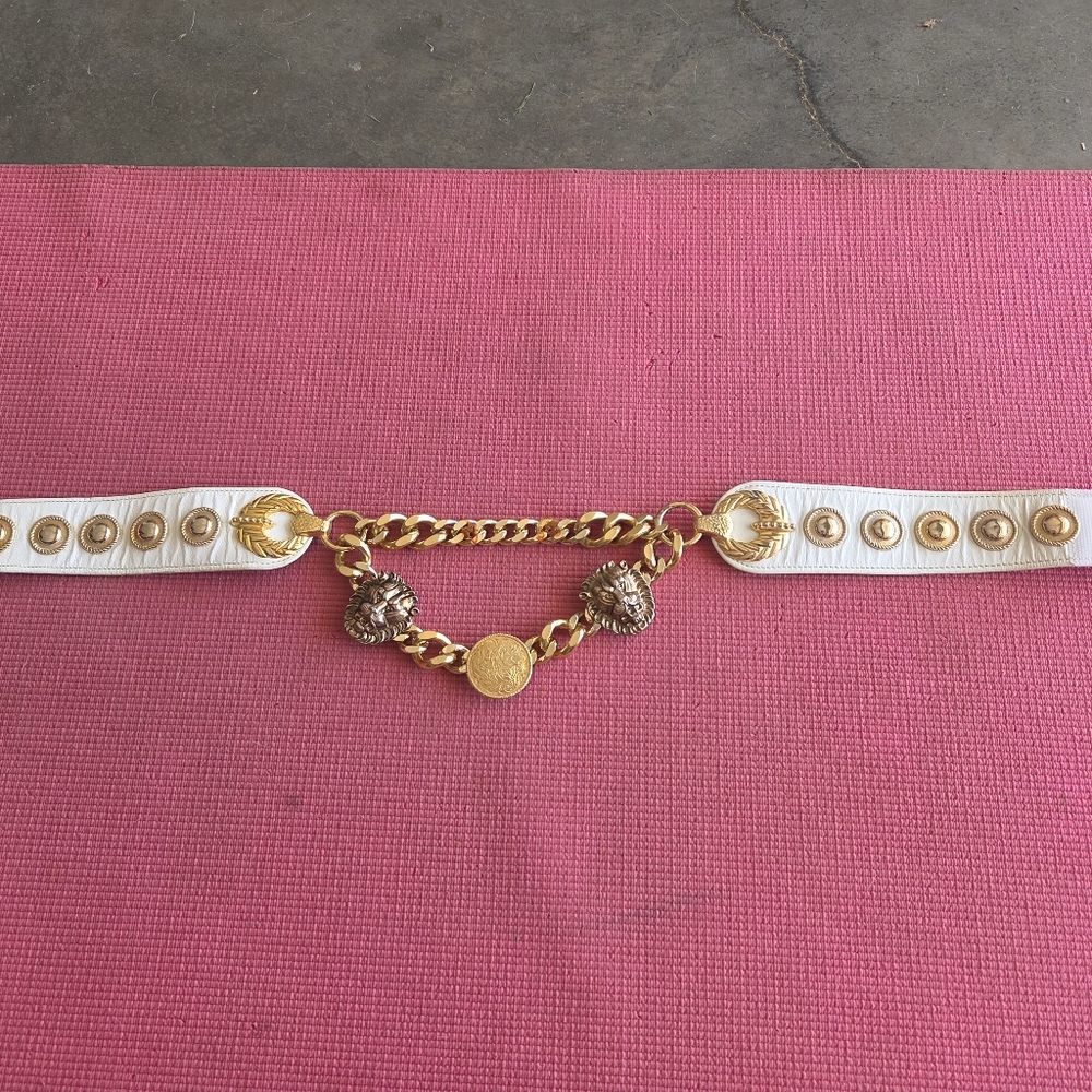 White and Gold Chain Belt